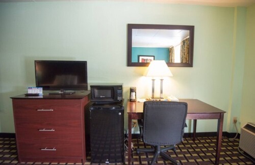 Fort Wright Hotel | Convenient Stays at Days Inn by Wyndham Fort Wright
