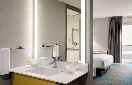 Grand Island Hotel | Convenient Days Inn by Wyndham Grand Island I-80 with Kitchen
