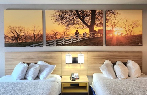 Brookhollow Hotel | Budget-Friendly Stay at Days Inn by Wyndham Houston