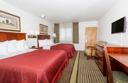 Kimball Hotel | Pet-Friendly Days Inn by Wyndham Kimball - Rated 8.1/10