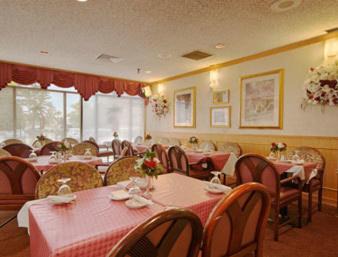 Lanham Hotel | Convenient Days Inn by Wyndham Near Washington DC Attractions