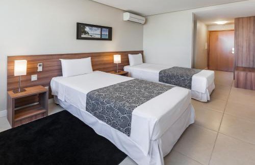 Colina Hotel | Pet-Friendly Days Inn by Wyndham Linhares with Top Amenities