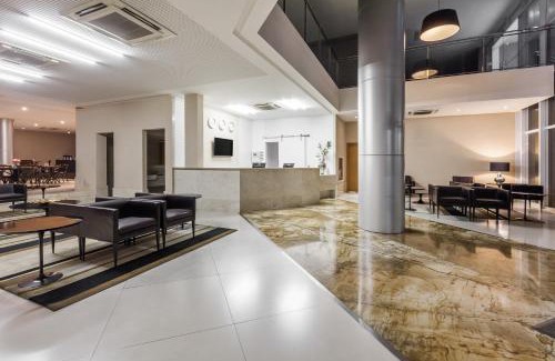 Colina Hotel | Pet-Friendly Days Inn by Wyndham Linhares with Top Amenities