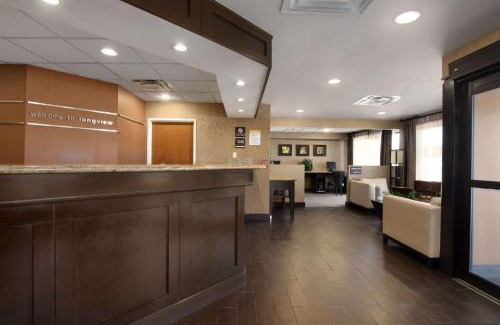 Longview Hotel | Pet-Friendly Days Inn with Pool & Breakfast in Longview