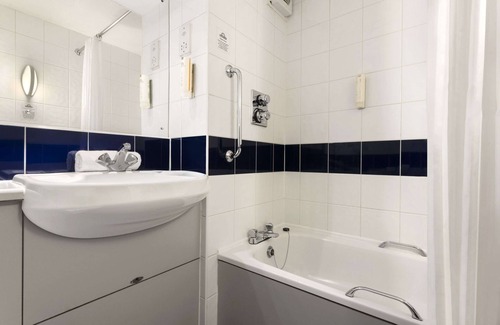 Michaelwood Hotel | Stay at Days Inn by Wyndham Michaelwood M5: Eco-Friendly Retreat