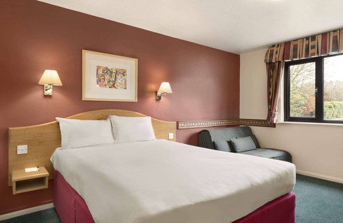 Michaelwood Hotel | Stay at Days Inn by Wyndham Michaelwood M5: Eco-Friendly Retreat