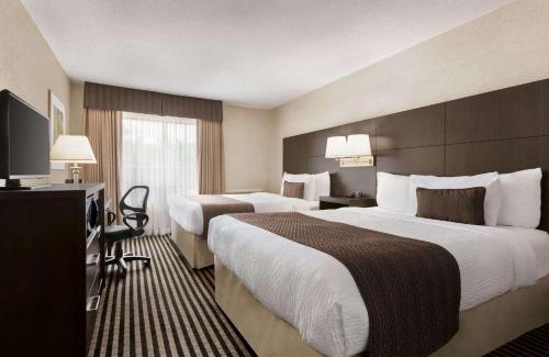 Miramichi Hotel | Pet-Friendly Days Inn by Wyndham Miramichi: Family Ready!