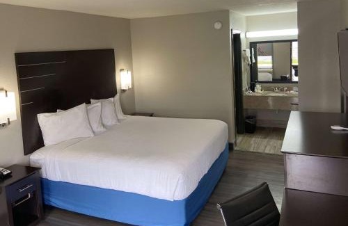 Kreole Hotel | Guest Rated 10/10: Days Inn by Wyndham Moss Point