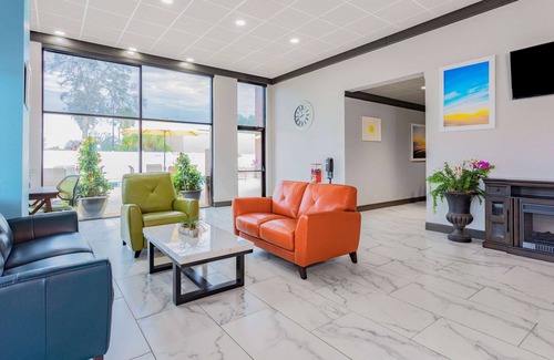 Fern Park Hotel | Comfortable Stay at Days Inn by Wyndham N Orlando