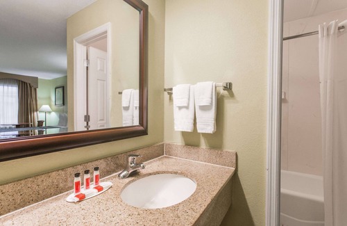National Gardens Hotel | Budget-Friendly Comfort at Days Inn by Wyndham Ormond Beach
