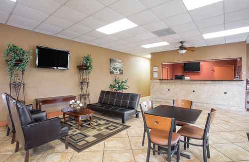 National Gardens Hotel | Budget-Friendly Comfort at Days Inn by Wyndham Ormond Beach