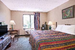 Parsippany Hotel | Budget-Friendly Days Inn by Wyndham Parsippany with Hot Tub