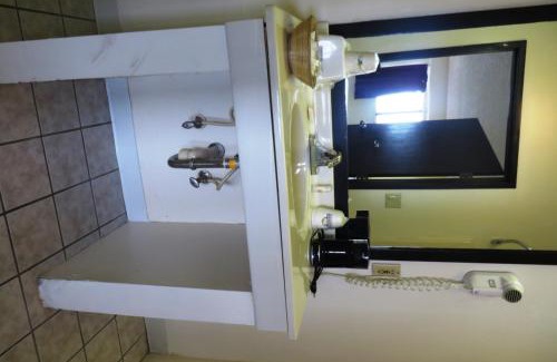 Plainfield Hotel | Comfortable Stay at Days Inn by Wyndham Plainfield