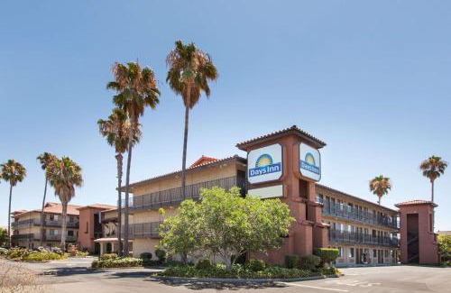 Milpitas Hotel | Convenient Days Inn by Wyndham San Jose Airport Stay