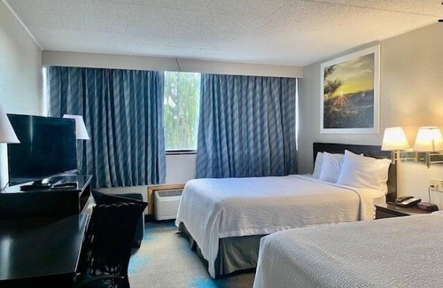Dickson City Hotel | Comfortable Stay at Days Inn by Wyndham Scranton PA