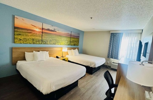 Shawnee Hotel | Budget-Friendly Days Inn by Wyndham Shawnee with Breakfast