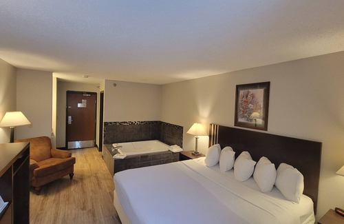 Sheridan Hotel | Relaxing Retreat at Days Inn by Wyndham Sheridan