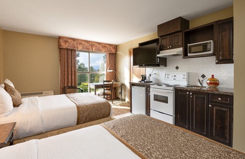 Surrey Hotel | Comfortable Stays at Days Inn by Wyndham Surrey