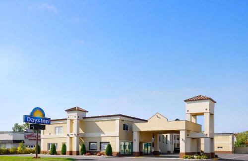 Tonawanda Hotel | Convenient Days Inn by Wyndham in Tonawanda/Buffalo