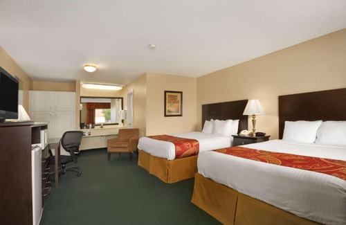Alexander City Hotel | Pet-Friendly Escape at Days Inn by Wyndham Alexander City