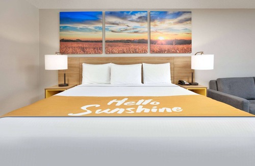 Robinsonville Hotel | Discover Days Inn by Wyndham Tunica Resorts with Family Amenities