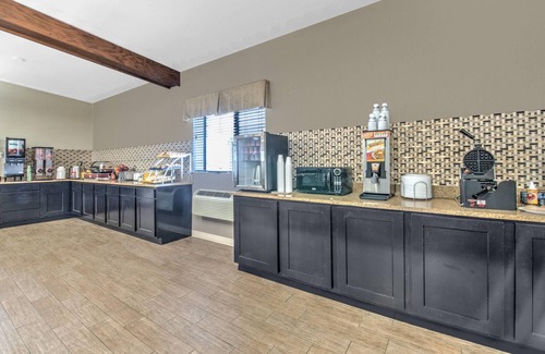 Watertown Hotel | Family-Friendly Days Inn by Wyndham Watertown with Pool