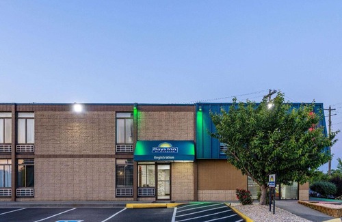 Winchester Hotel | Convenient Days Inn by Wyndham Winchester - Pet and Child Friendly