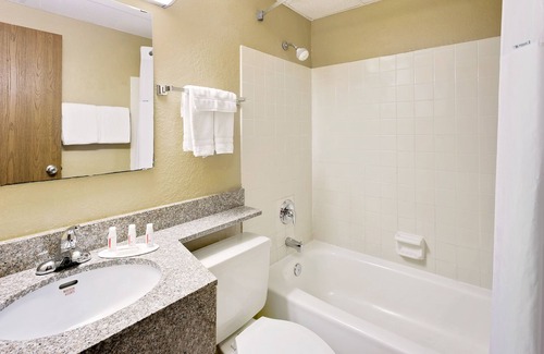 Winona Hotel | Eco-Friendly Days Inn by Wyndham Winona with Breakfast Included