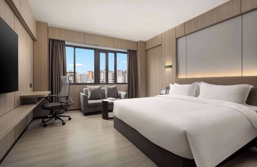 Chikan District Hotel | Budget-Friendly Days Inn by Wyndham in Zhanjiang Zone