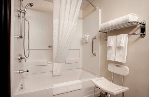 Prince Albert Hotel | Relaxing Stays at Days Inn & Conference Centre Prince Albert