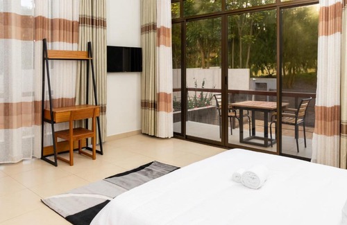 Kigali Apartment | Inviting Days Inn Star Apartments with Breakfast & Kitchen