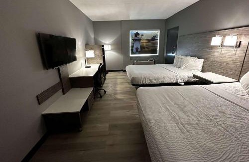 Summerside Hotel | Comfortable Days Inn & Suites: Pet-Friendly Getaway