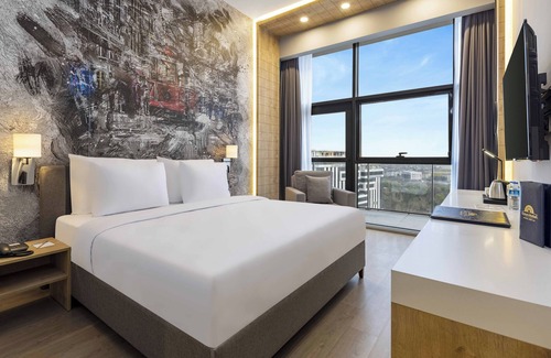 Esenyurt Hotel | Modern Days Hotel by Wyndham Istanbul Esenyurt with Pool & Spa