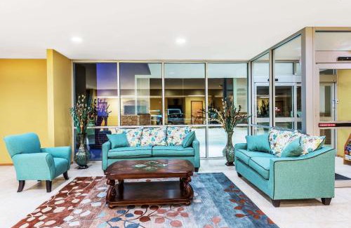 El Dorado Hotel | Family-Friendly Days Inn & Suites in El Dorado, Rated 8.4