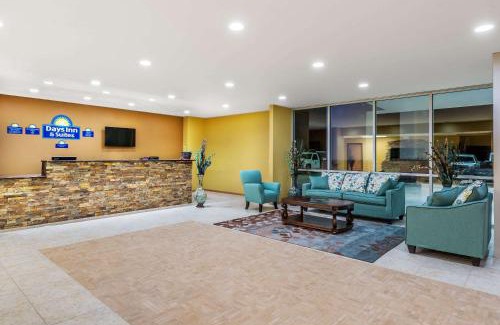 El Dorado Hotel | Family-Friendly Days Inn & Suites in El Dorado, Rated 8.4