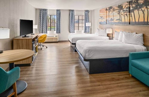 Artesia Hotel | Comfortable Days Inn & Suites in Artesia with Key Amenities