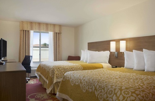Lafferty Hotel | Budget-Friendly Stay at Days Inn & Suites in Belmont