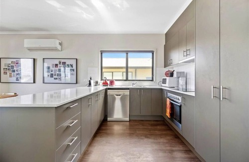 Kilcunda House | Adventure Awaits at Days of Kilcunda – Pet Friendly Oasis
