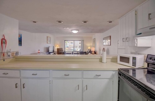 Ocean View Halifax Estates Apartment | Daytona Beach Condo with Beach View and Access!