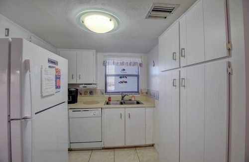 Ocean View Halifax Estates Apartment | Daytona Beach Condo with Beach View and Access!