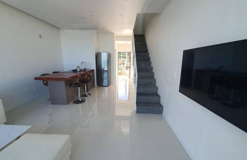 Pohang Villa | Daytona Pool Villa: Family-Friendly Retreat with Breakfast