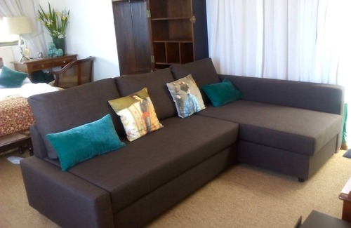 Ribeira Brava Bed & Breakfast | Relax at Dazkarizeh 73: Premier Poolside Retreat