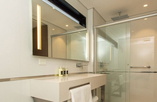 La Plata Hotel | Discover Dazzler by Wyndham La Plata - 4-Star Comfort Awaits
