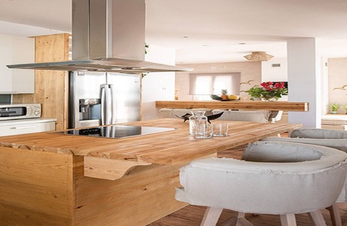 Agii Apostoli Villa | Beautiful Beachfront Villa Saffron Sunset with Jacuzzi Views
