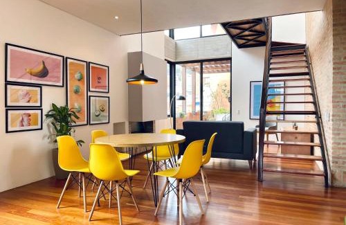 La Cabrera Apartment | Bright Duplex Penthouse in Rosales - Rated 9/10 & Family-Friendly