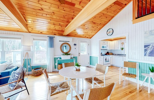 Tenants Harbor House | Oceanfront Retreat: 9.8 Rated Getaway with Deck & Spa