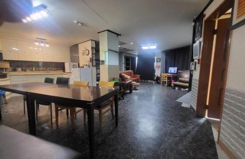 Daejo-dong Apartment | DB House: 4-Star Retreat with Hot Tub & Family-Focused Amenities