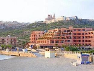 Għadira Resort | Unforgettable db Seabank Resort + Spa with Oceanfront Views