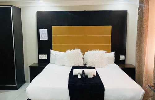 Pretoria House | DBright Guest Lodge