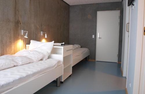 Tilst Hotel | Pet-Friendly DBU Hotel & Kursuscenter with Family Amenities